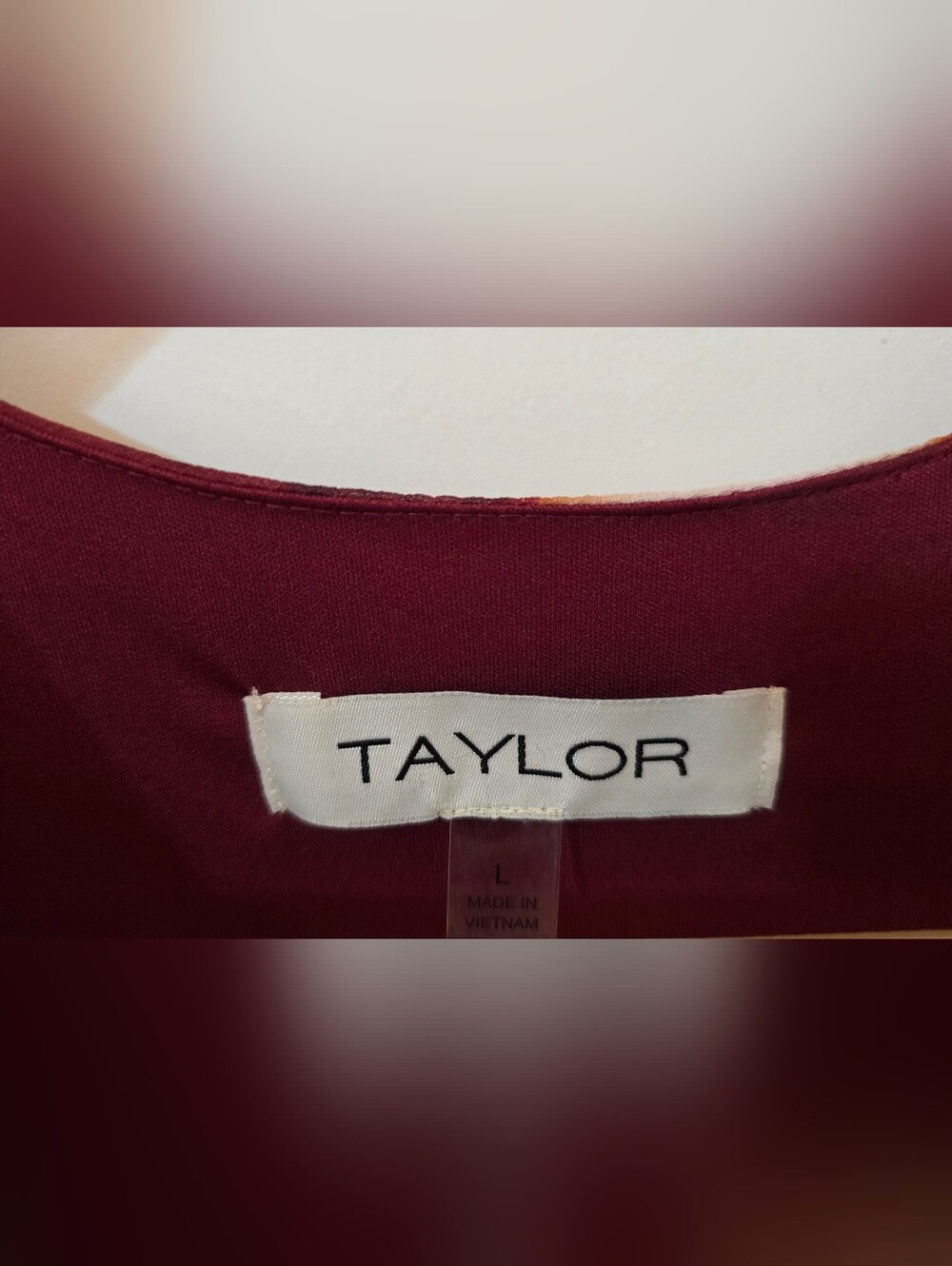 Taylor Sleeveless V-Neck Tie-Detailed Dress in Burgundy & Blush, L - Picture 14 of 16